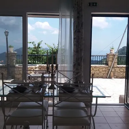 Estate Dafnopanagia Luxury Ourania *