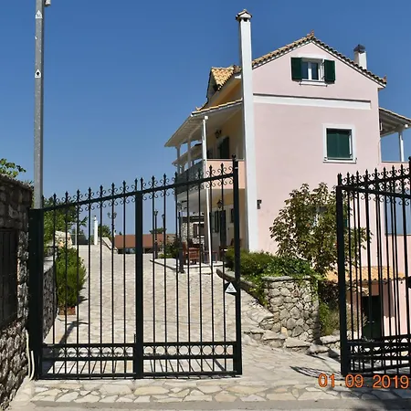 Estate Dafnopanagia Luxury Ourania *